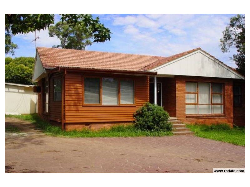 26 Burdett Crescent, Blacktown NSW 2148