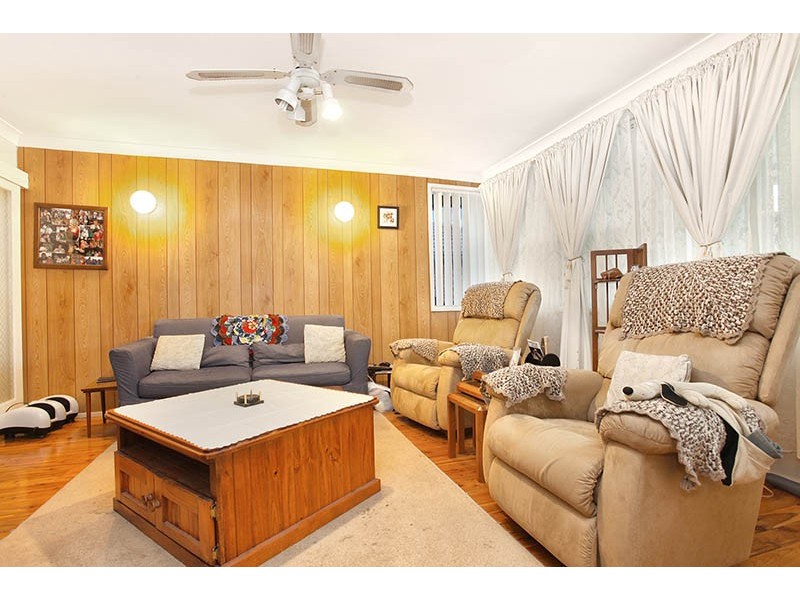 31 Burdett Crescent, Blacktown NSW 2148