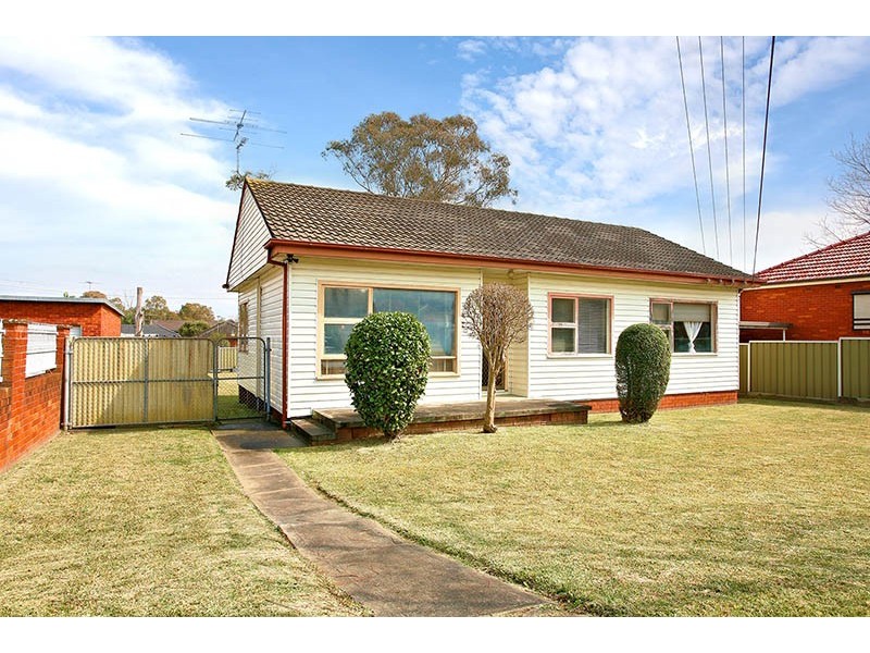 6 Kirkman Road, Blacktown NSW 2148