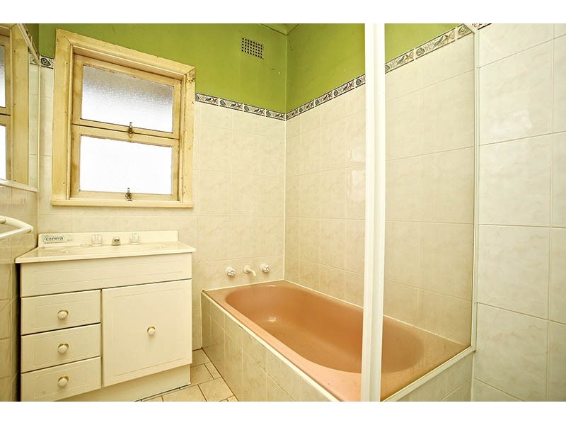 6 Kirkman Road, Blacktown NSW 2148