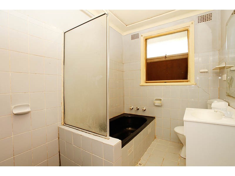 21 Braddon Street, Blacktown NSW 2148