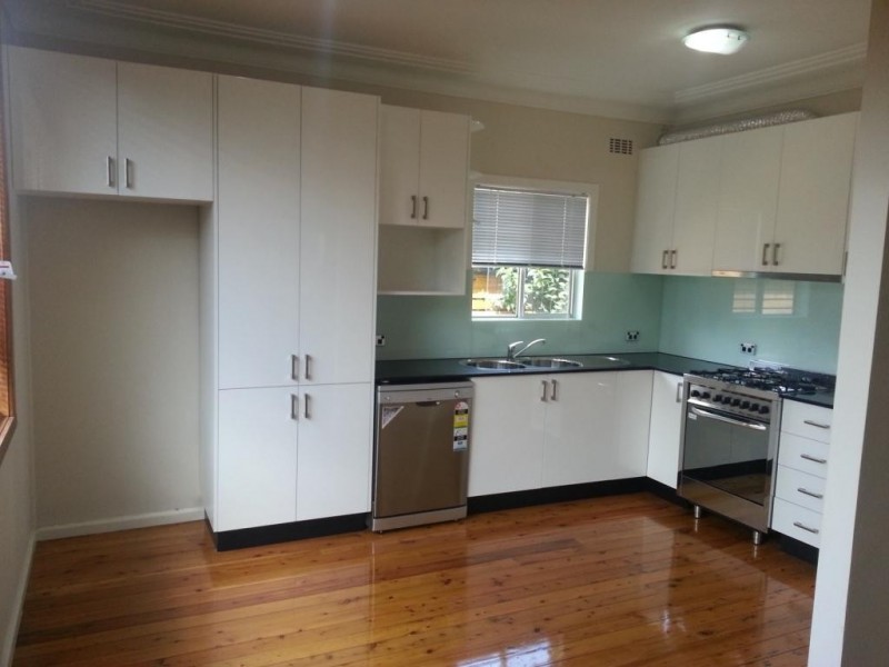 110 Lucas Road, Seven Hills NSW 2147