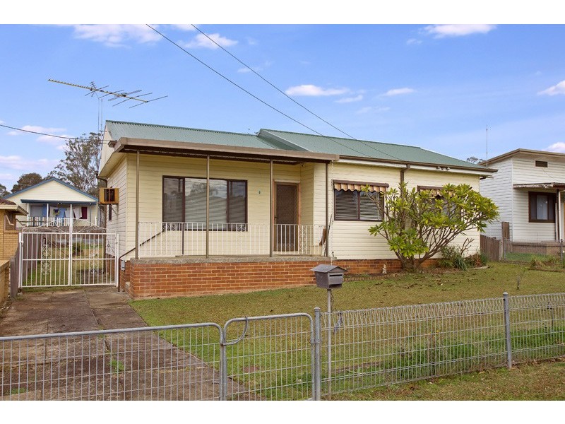 8 Tara Road, Blacktown NSW 2148