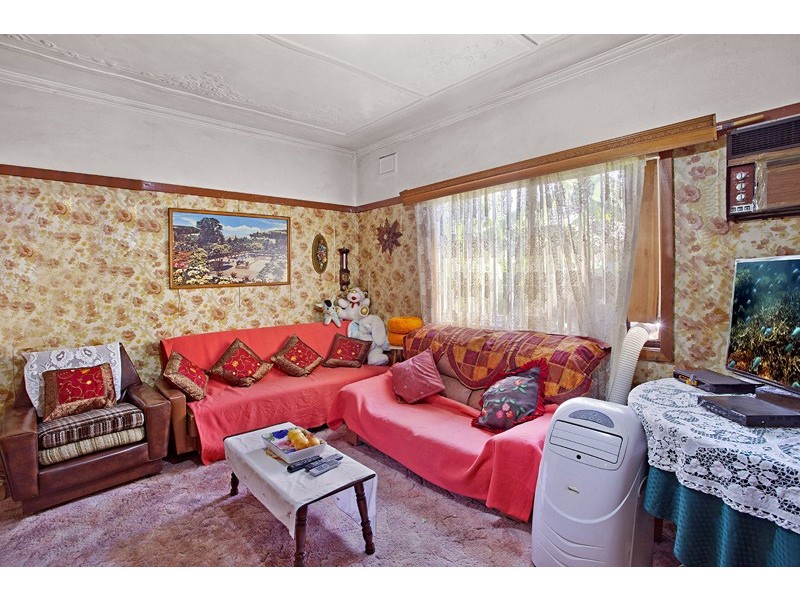 83 Newton Road, Blacktown NSW 2148