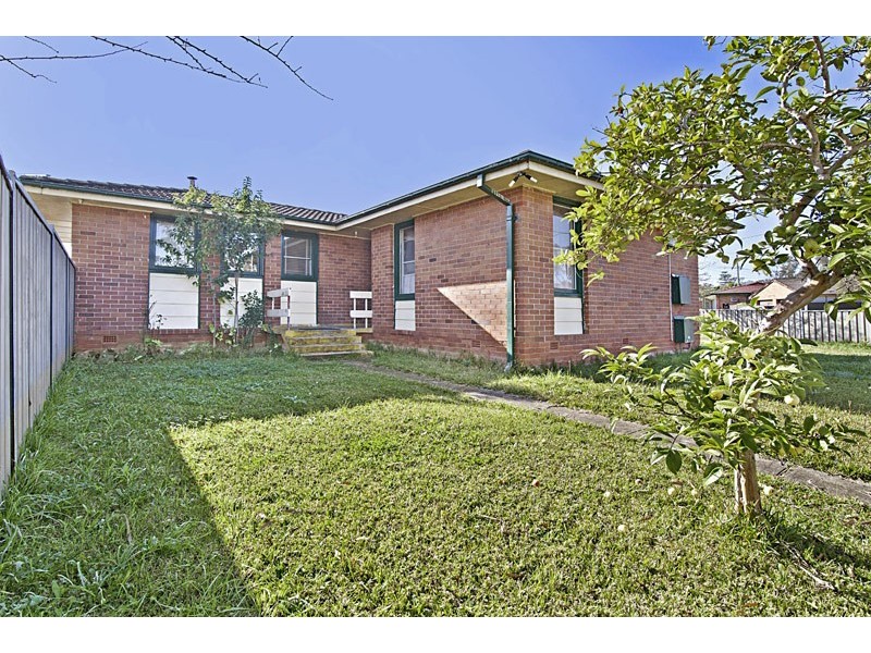 8 Redditch Cresent, Hebersham NSW 2770