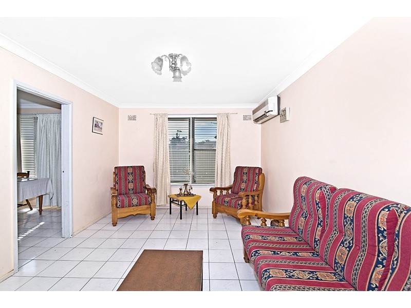 8 Redditch Cresent, Hebersham NSW 2770