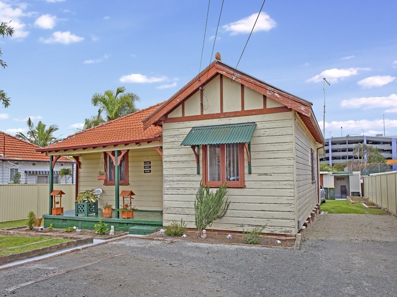 8 Carinya Street, Blacktown NSW 2148