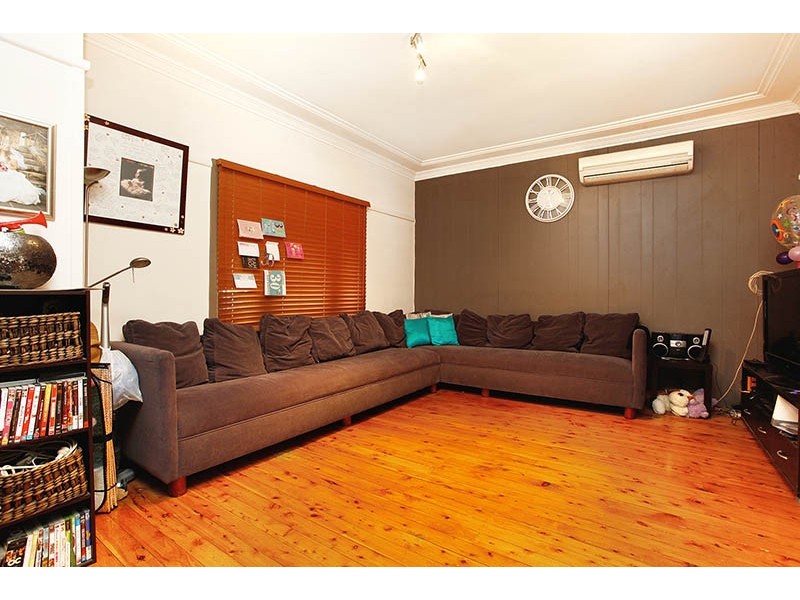 39 Dan Avenue, Blacktown NSW 2148