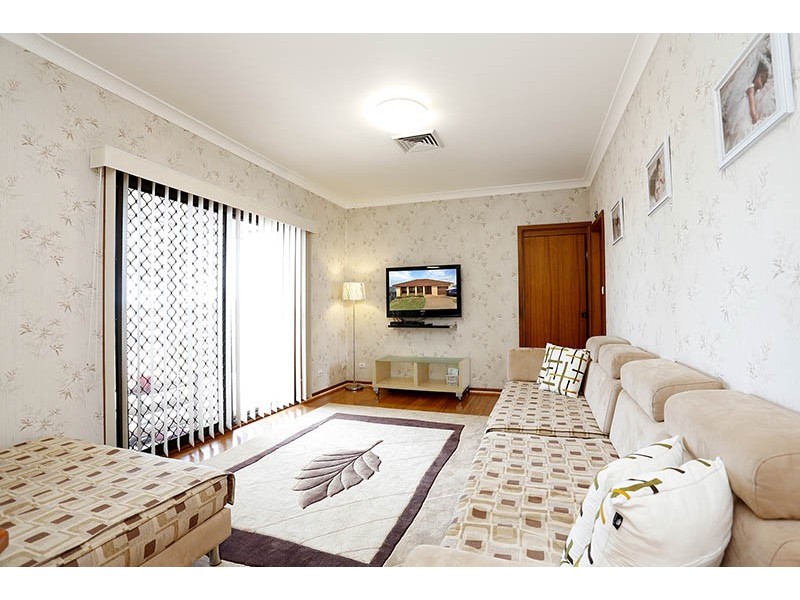 17 Blue Hills Cresent, Blacktown NSW 2148