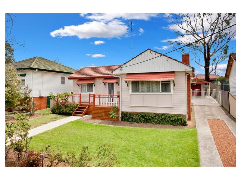 27 Matthew Crescent, Blacktown NSW 2148