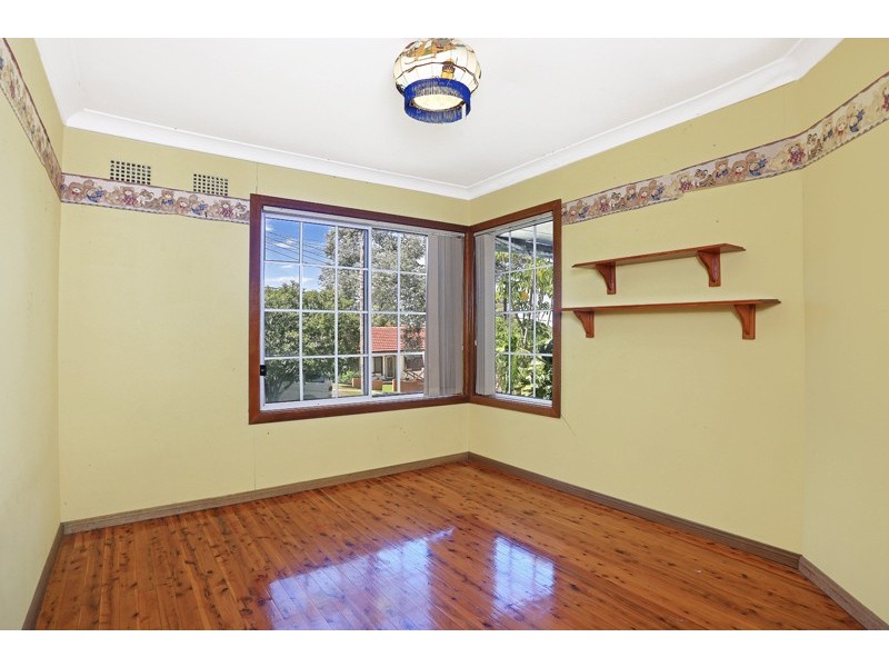 22 Leslie Street, Blacktown NSW 2148