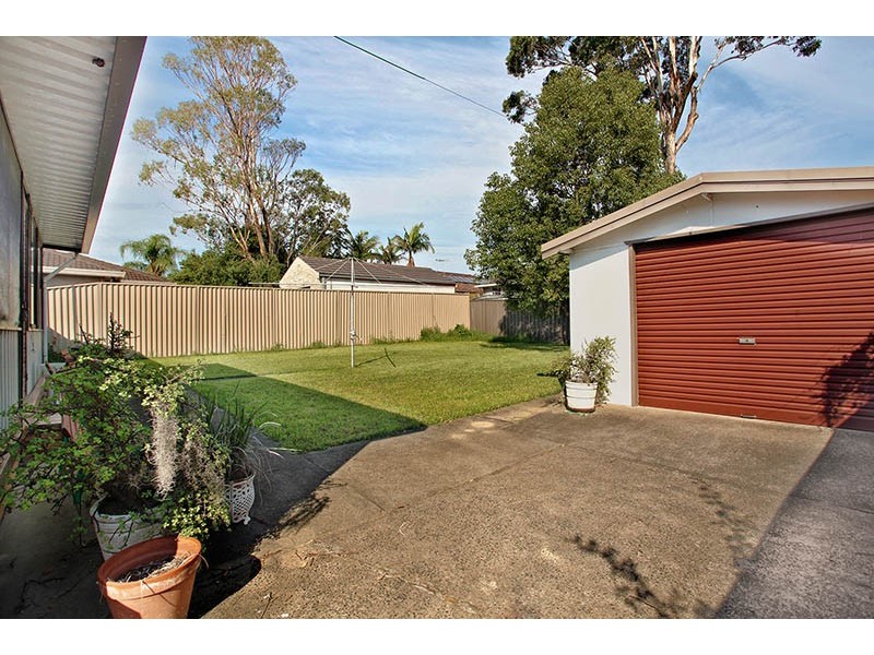 61 Columbia Road, Seven Hills NSW 2147