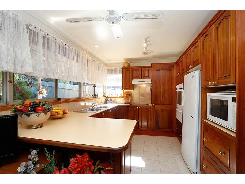 18 Lacey Place, Blacktown NSW 2148