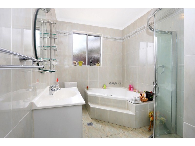 23 The Crescent, Toongabbie NSW 2146