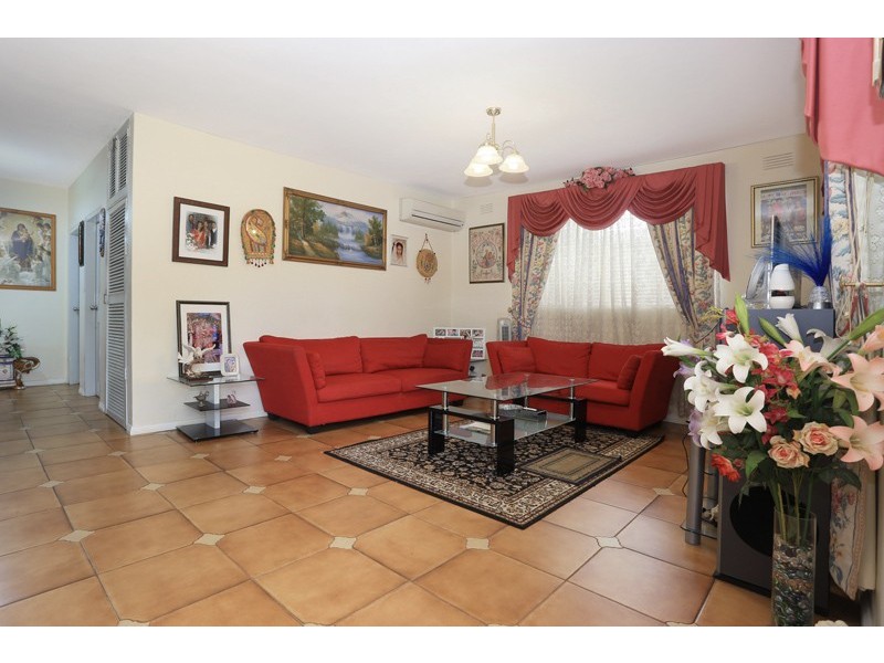 23 The Crescent, Toongabbie NSW 2146