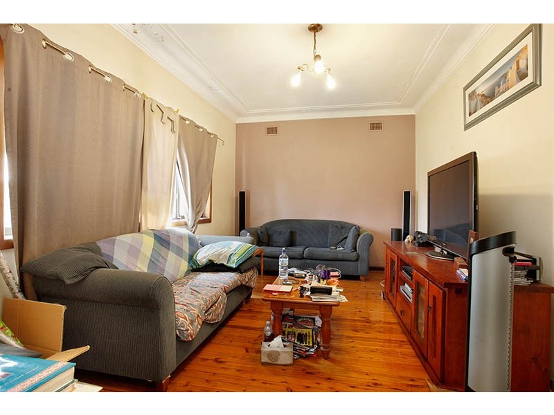 2 Valentine Street, Blacktown NSW 2148