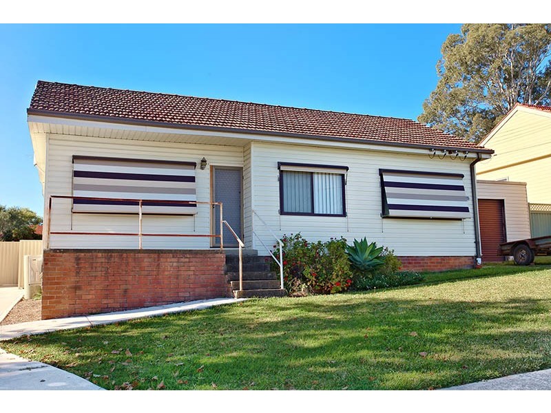 35 Derwent Parade, Blacktown NSW 2148