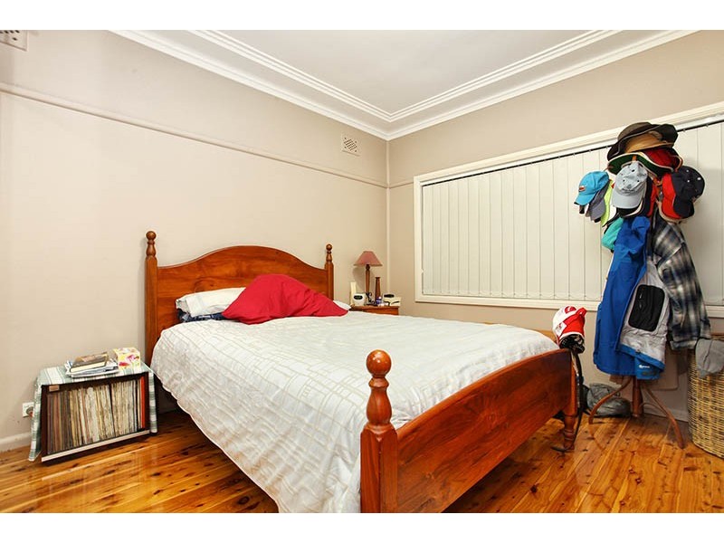 35 Derwent Parade, Blacktown NSW 2148