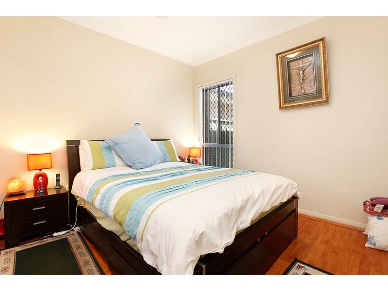 2/151 Toongabbie Road, Toongabbie NSW 2146