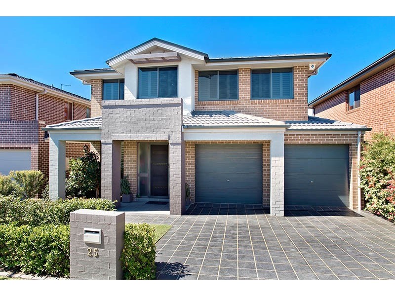 25 Paringa Drive, The Ponds NSW 2769