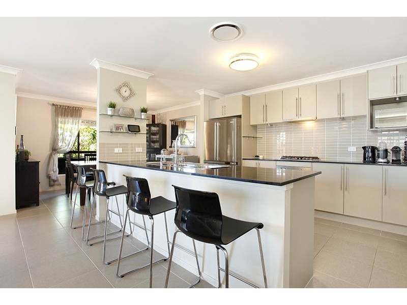 25 Paringa Drive, The Ponds NSW 2769