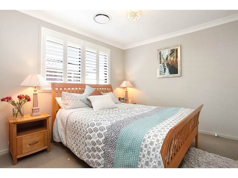 25 Paringa Drive, The Ponds NSW 2769