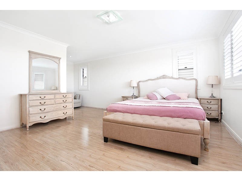 14 Dhinburri Way, Pemulwuy NSW 2145