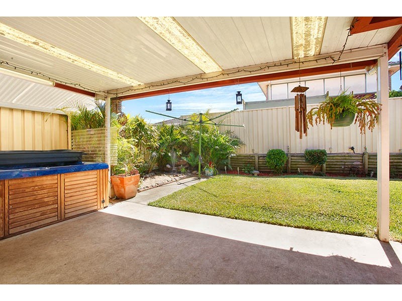 4 View Park Street, Prospect NSW 2148