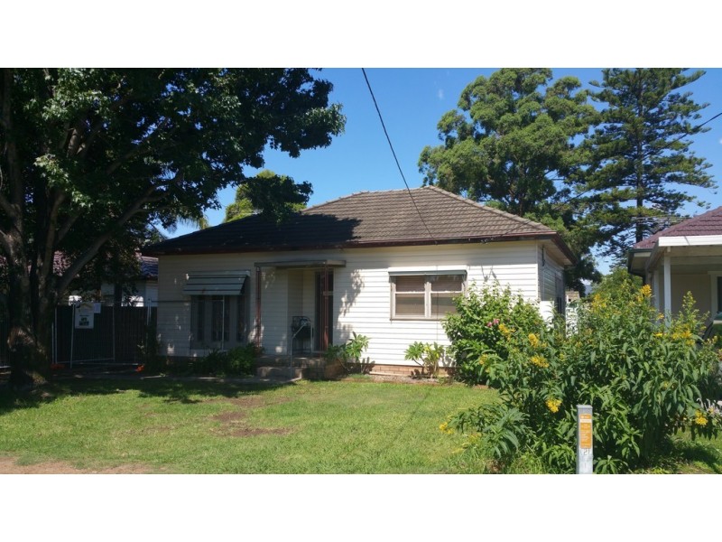 39 Dan Avenue, Blacktown NSW 2148