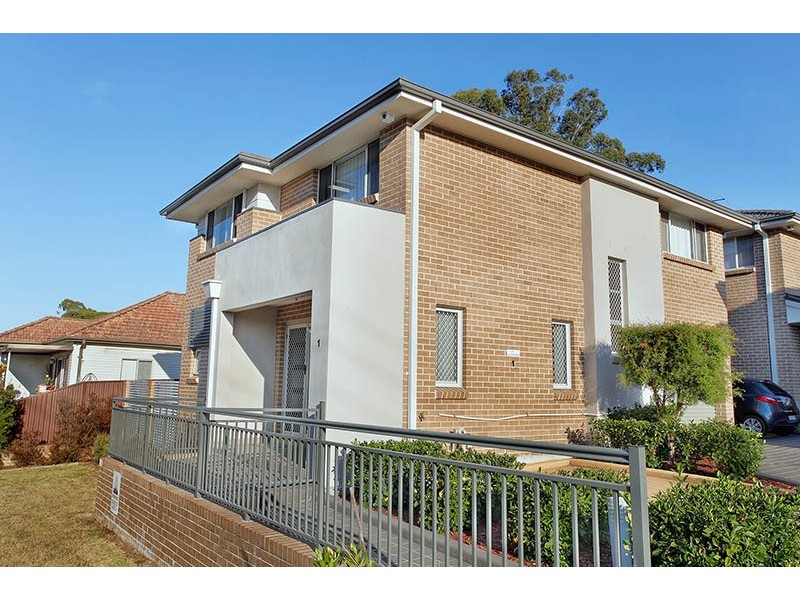 1/26-28 Newton Road, Blacktown NSW 2148