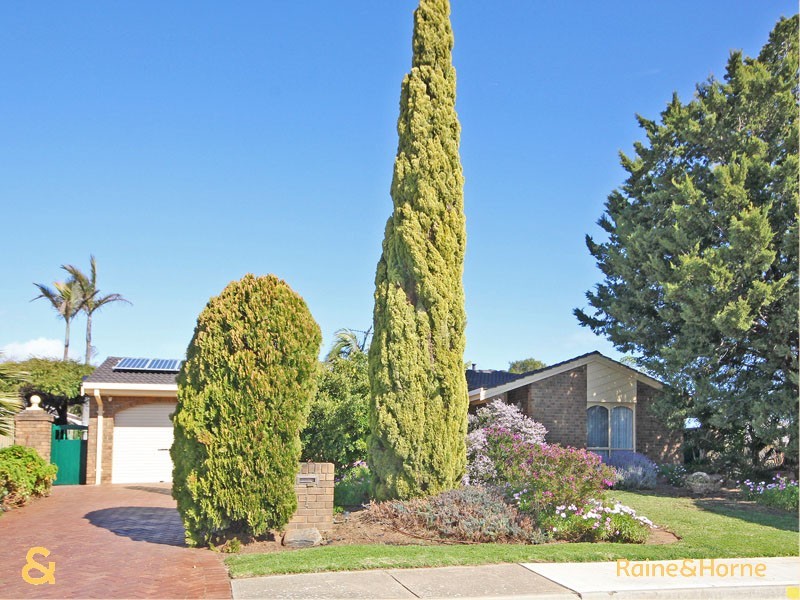 1 Warilda Crescent, Hallett Cove SA 5158