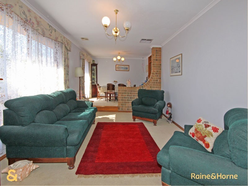1 Warilda Crescent, Hallett Cove SA 5158
