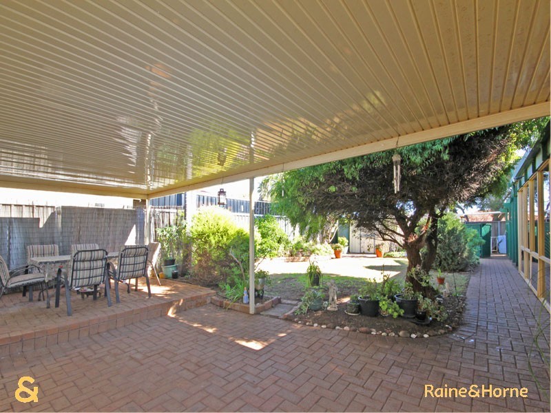 1 Warilda Crescent, Hallett Cove SA 5158