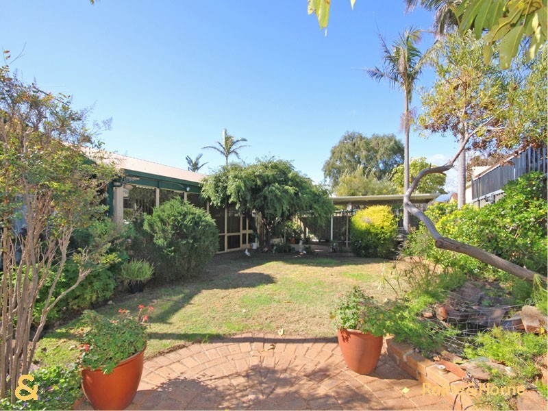 1 Warilda Crescent, Hallett Cove SA 5158