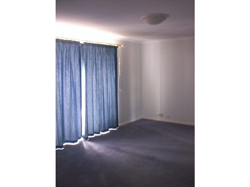 14 Lennon Drive, Woodcroft SA 5162