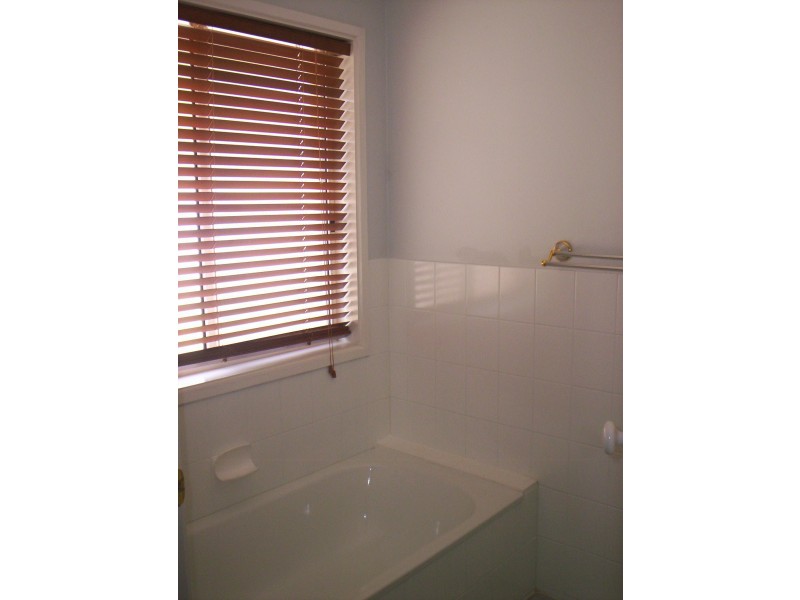14 Lennon Drive, Woodcroft SA 5162