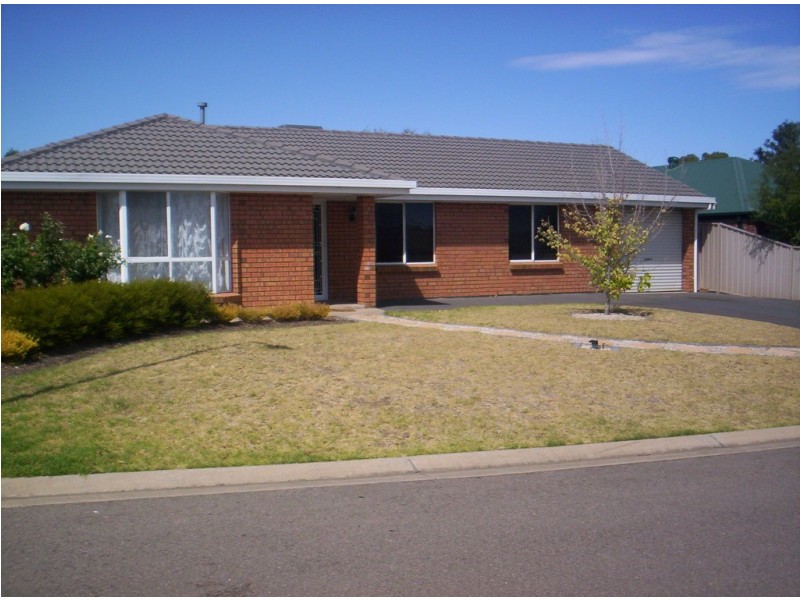 14 Lennon Drive, Woodcroft SA 5162