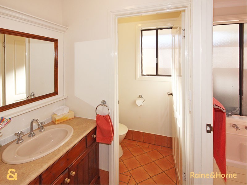 12 Warburton Drive, Woodcroft SA 5162