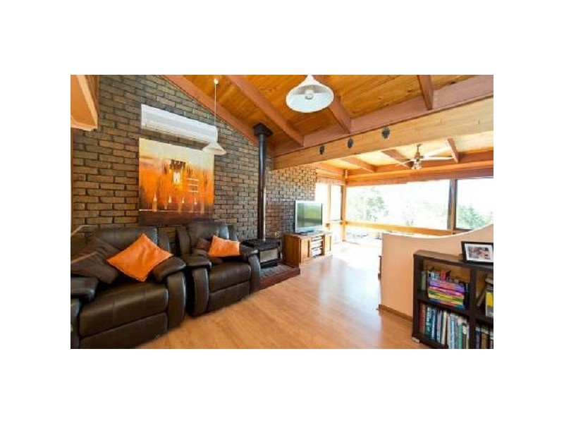 6 McHarg Road, Happy Valley SA 5159