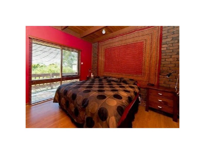 6 McHarg Road, Happy Valley SA 5159