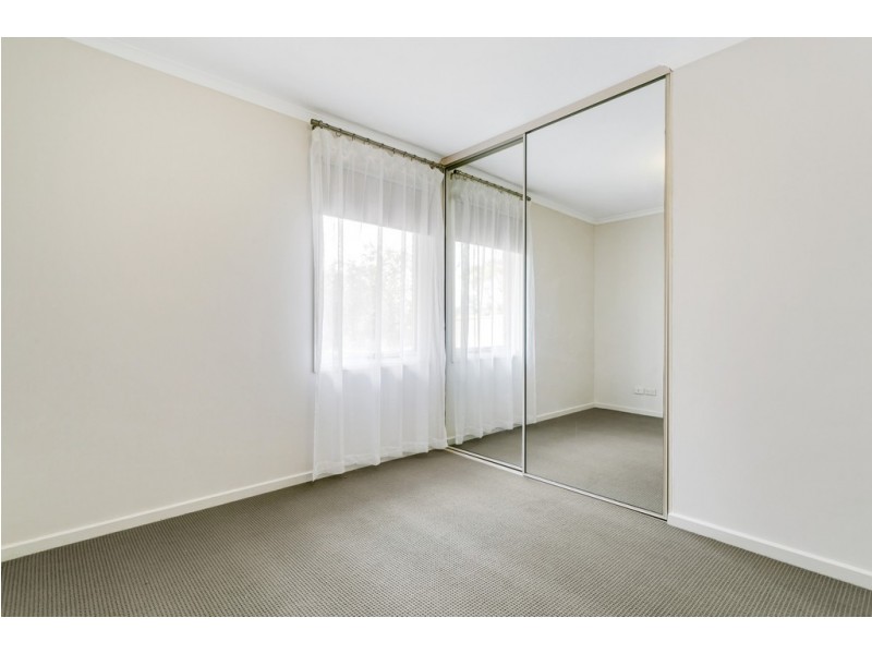 6 Lindsay Drive, Morphett Vale SA 5162