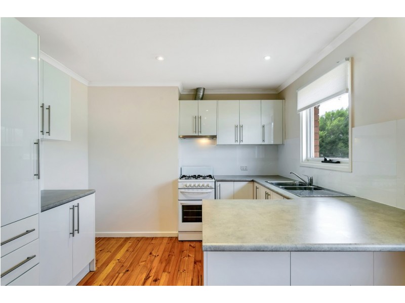 6 Lindsay Drive, Morphett Vale SA 5162