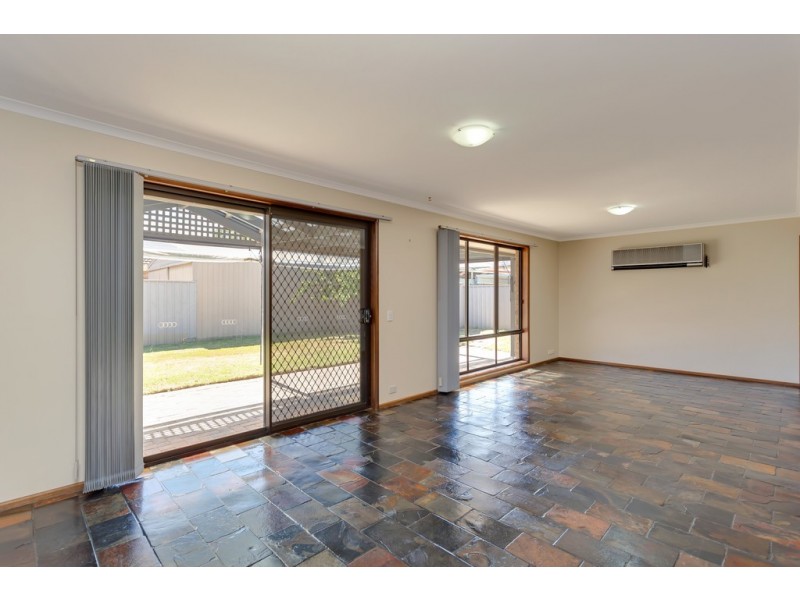 9 Holmeswood Court, Onkaparinga Hills SA 5163