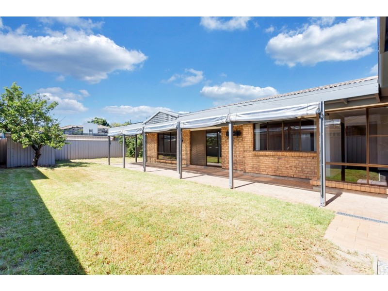 9 Holmeswood Court, Onkaparinga Hills SA 5163