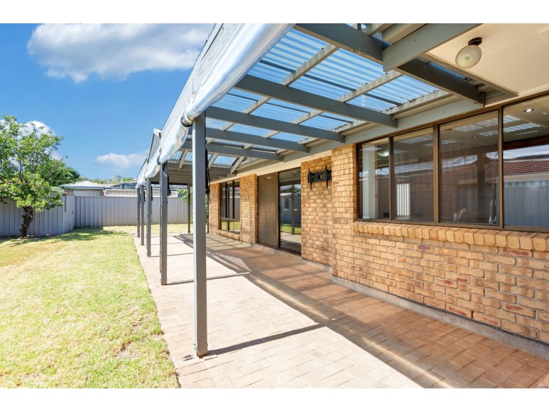 9 Holmeswood Court, Onkaparinga Hills SA 5163