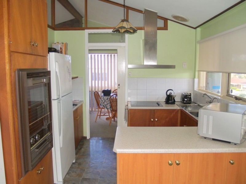 9 Higgins Street, Hackham SA 5163
