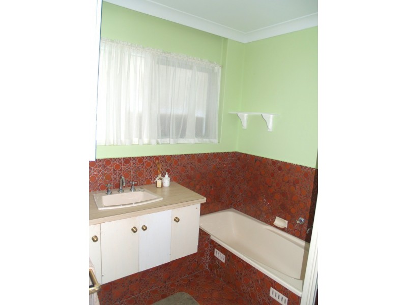 9 Higgins Street, Hackham SA 5163