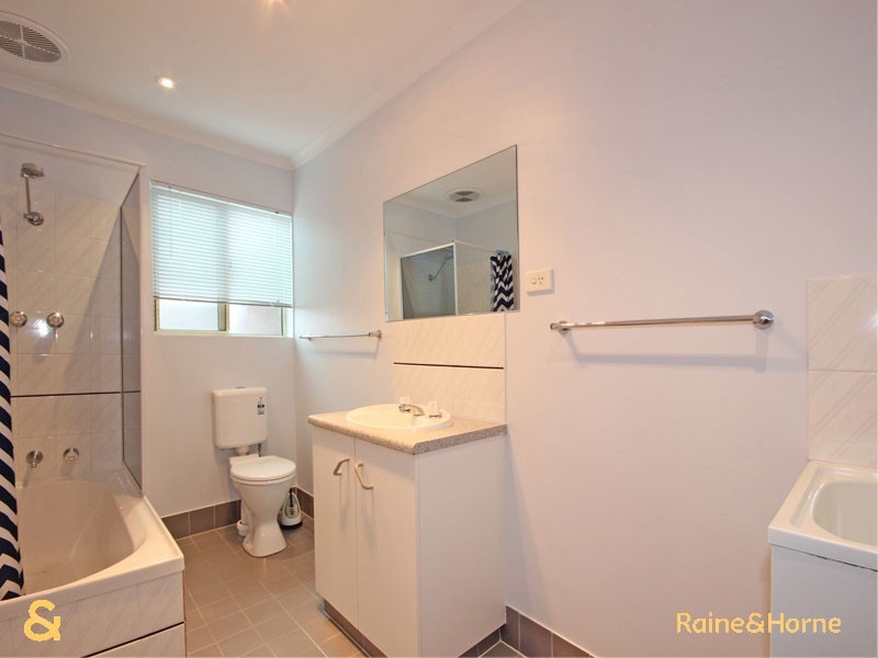6A Tangara Drive, Aberfoyle Park SA 5159