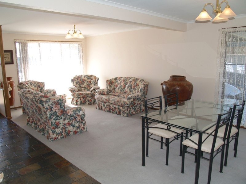 9 Holmeswood Court, Onkaparinga Hills SA 5163