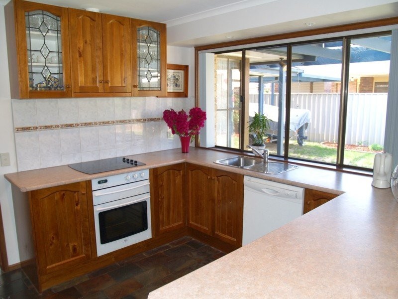 9 Holmeswood Court, Onkaparinga Hills SA 5163